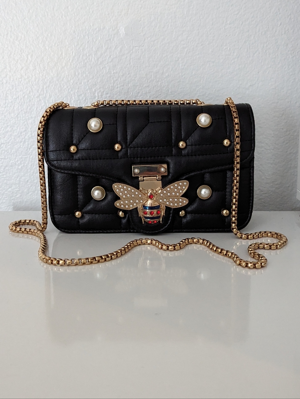 Black Quilted Crossbody Bag Pearl Studded Bee Clasp Gold Chain Strap Faux Leathe